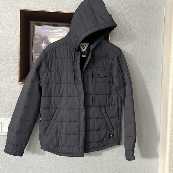 VISSLA Other - VISSLA Men's Cronkite II Eco Snap Hooded Quilted Jacket Gray/Black Size S